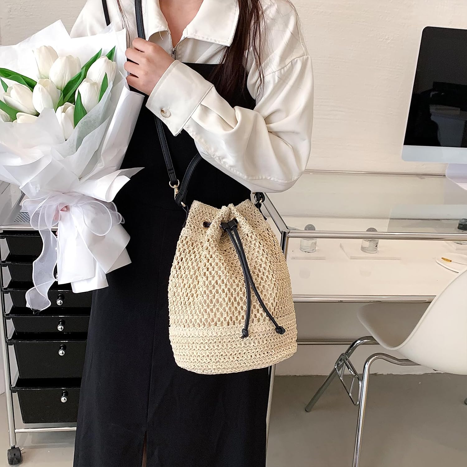 Straw Bucket Bag Summer Small Woven Crossbody Bags for Women Hobo Drawstring Purse Vacation Handbags Beach Bag